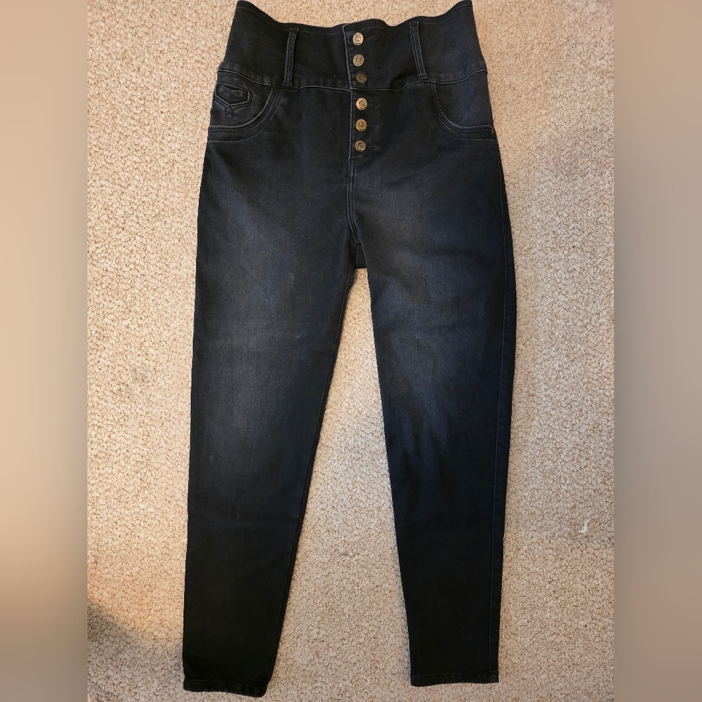 Tissini Women's Ulta High Rise Butt Sculpting Black Jeans with Button Detail